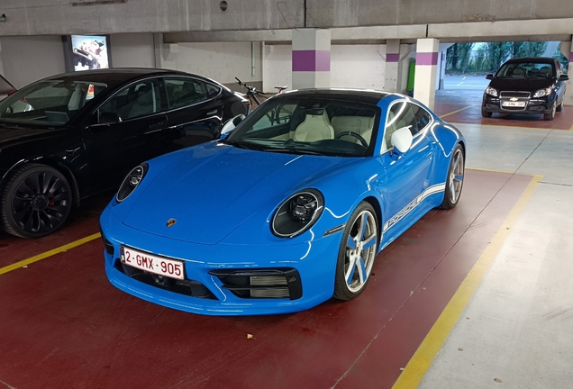 Porsche 992 Carrera 4S MkI