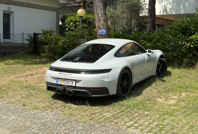 Porsche 992 Carrera GTS MkII