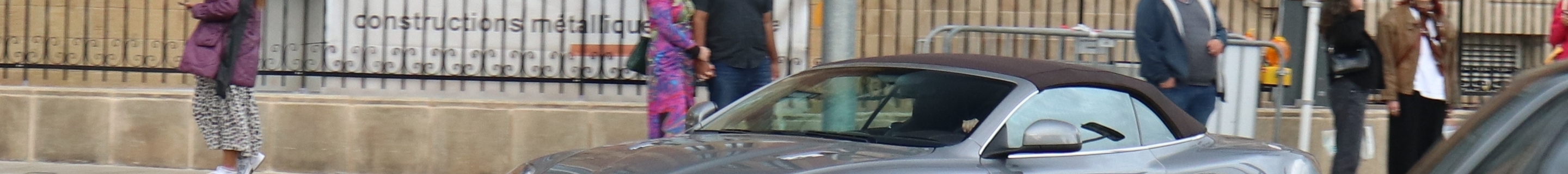 Aston Martin Virage Volante 2011