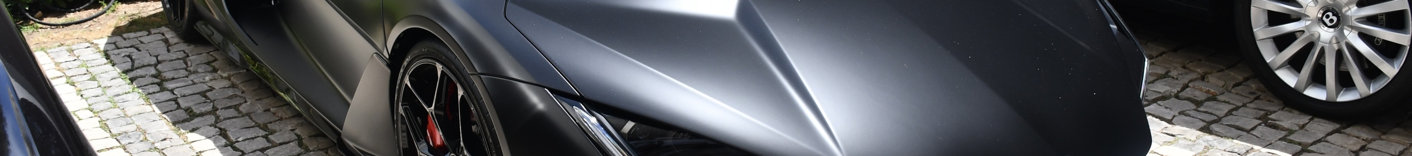 Lamborghini Revuelto