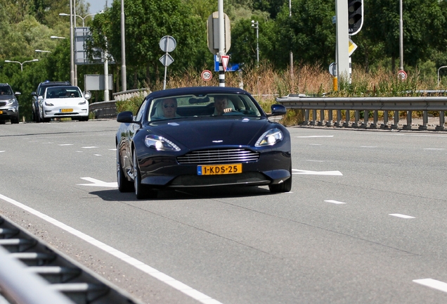 Aston Martin DB9 Volante 2013