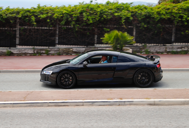 Audi R8 V10 Plus 2015