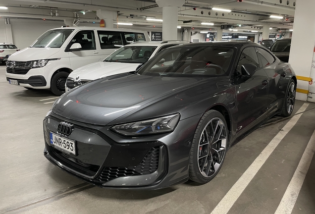 Audi RS E-Tron GT 2025
