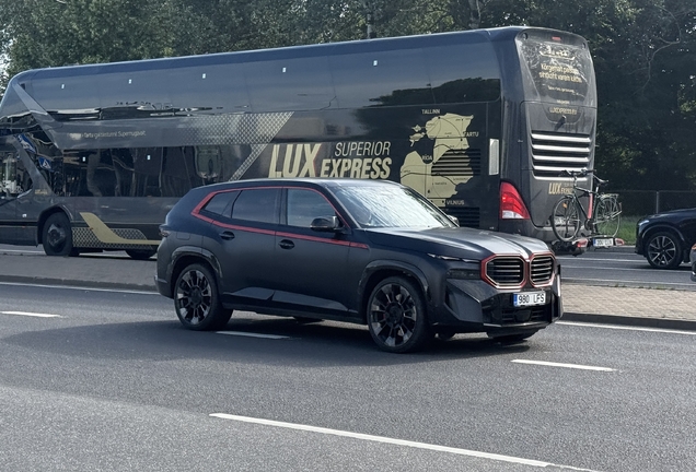 BMW XM G09 Label Red