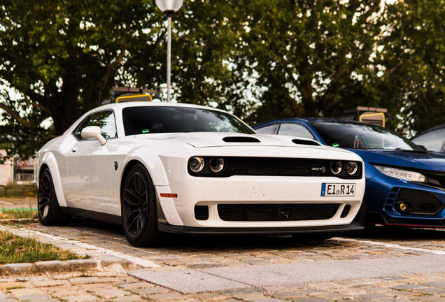 Dodge Challenger SRT Hellcat Widebody