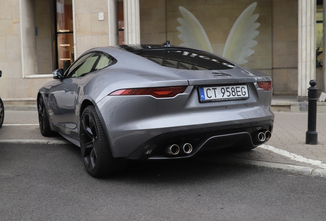 Jaguar F-TYPE P450 Coupé 2020