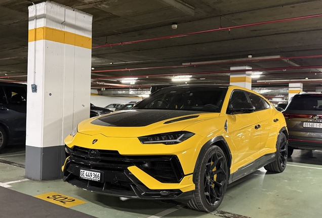 Lamborghini Urus Performante