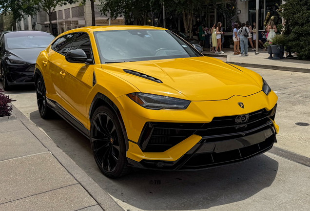 Lamborghini Urus S