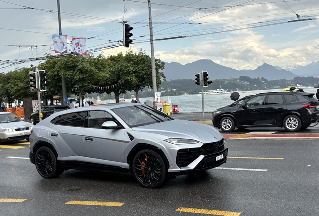 Lamborghini Urus SE