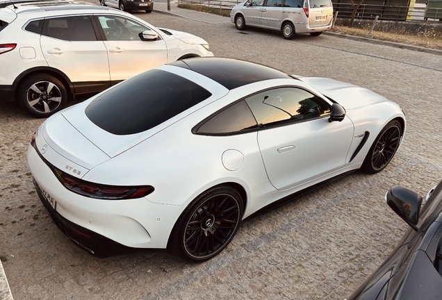 Mercedes-AMG GT 63 C192