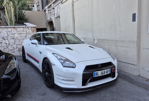 Nissan GT-R 2013