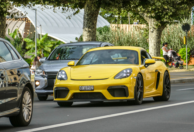 Porsche 718 Cayman GT4