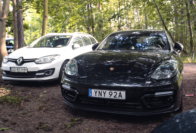 Porsche 971 Panamera GTS MkII