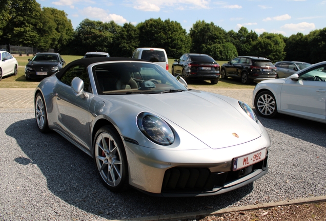 Porsche 992 Carrera 4 GTS Cabriolet MkII