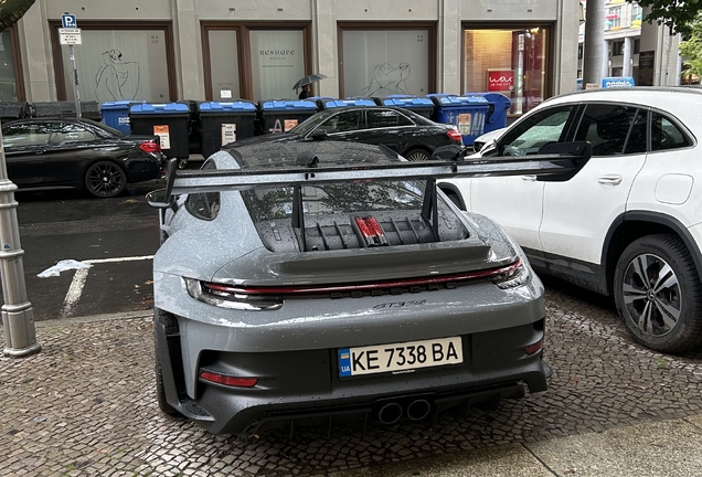 Porsche 992 GT3 RS MkI Weissach Package