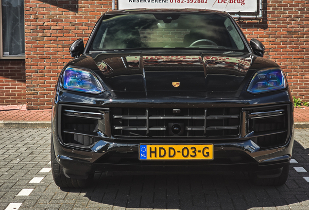 Porsche Cayenne Coupé Turbo E-Hybrid