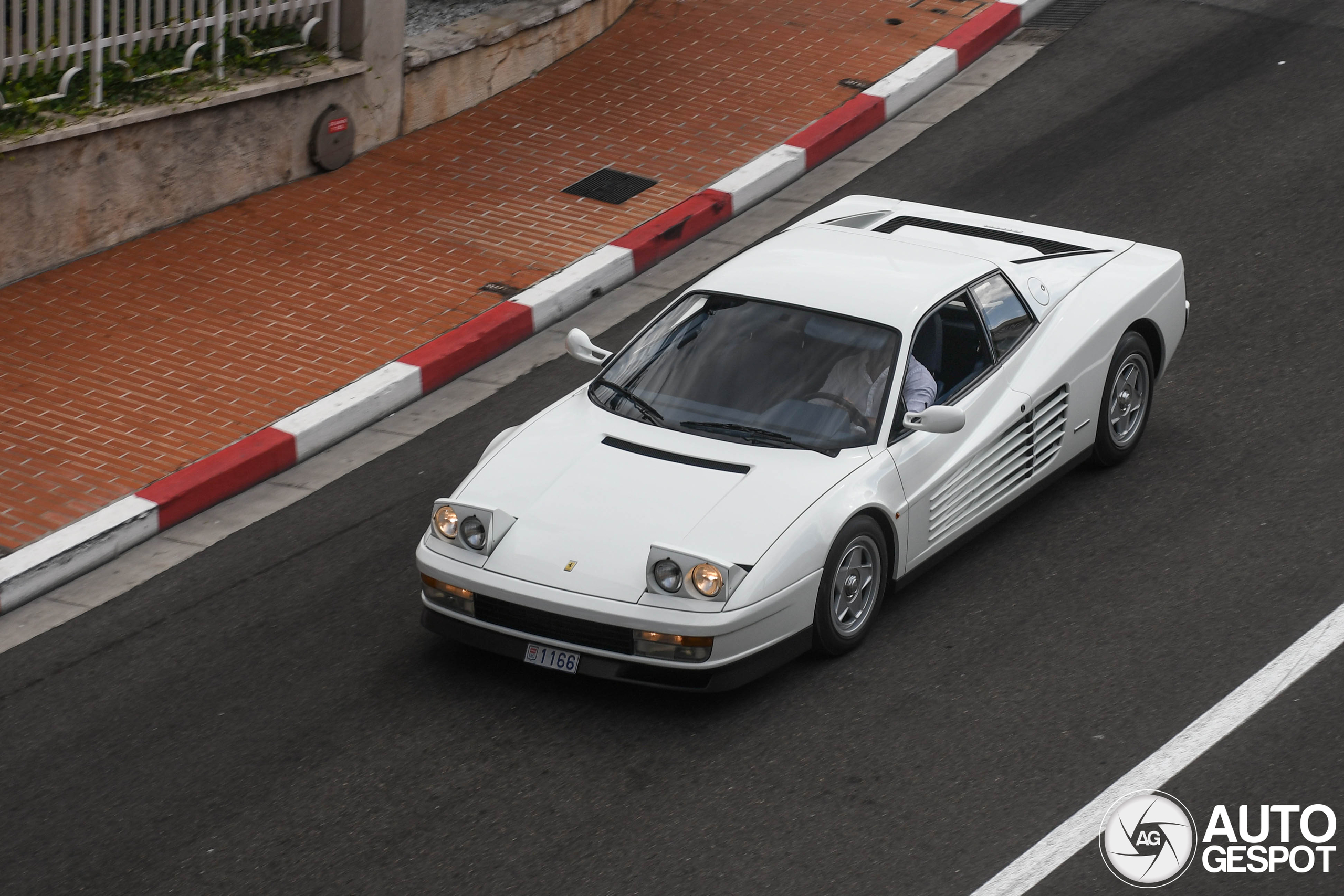 ferrari testarossa jaune d'occasion - Recherche de voiture d'occasion - Le Parking