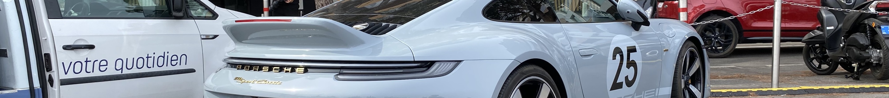 Porsche 992 Sport Classic