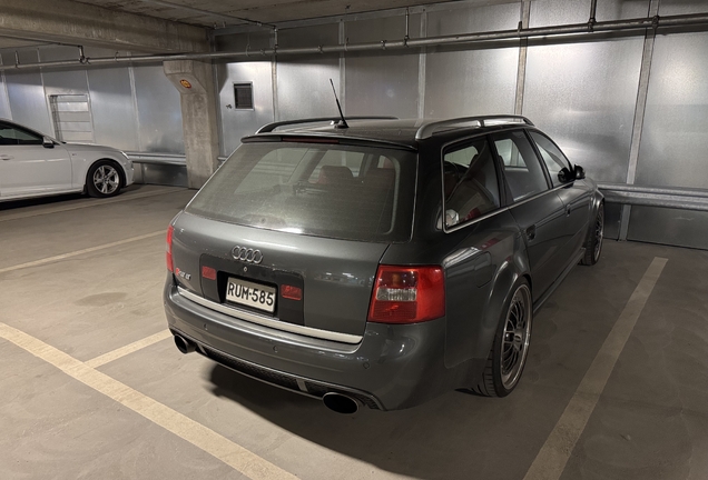 Audi RS6 Avant C5