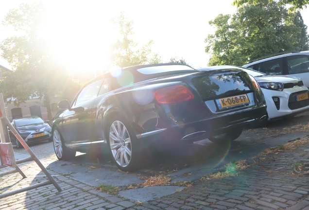 Bentley Continental GTC 2012