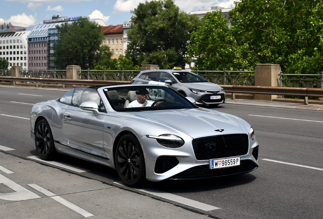 Bentley Continental GTC Black Edition 2025