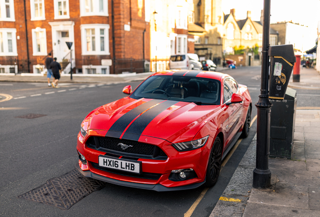 Ford Mustang GT 2015