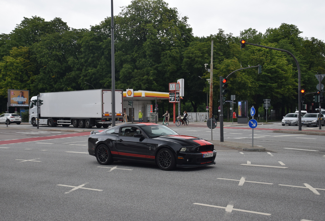 Ford Mustang Shelby GT500 2013