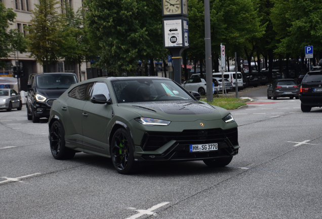 Lamborghini Urus Performante