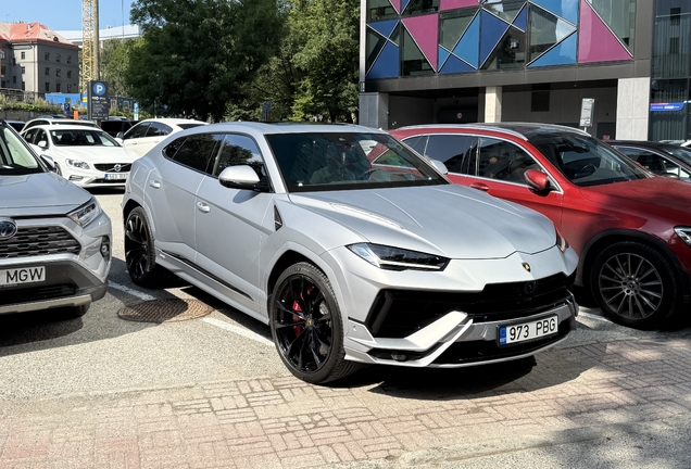 Lamborghini Urus S