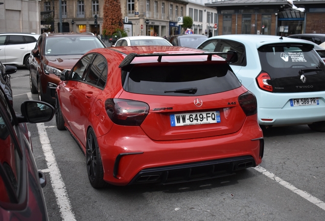 Mercedes-AMG A 45 W176 2015