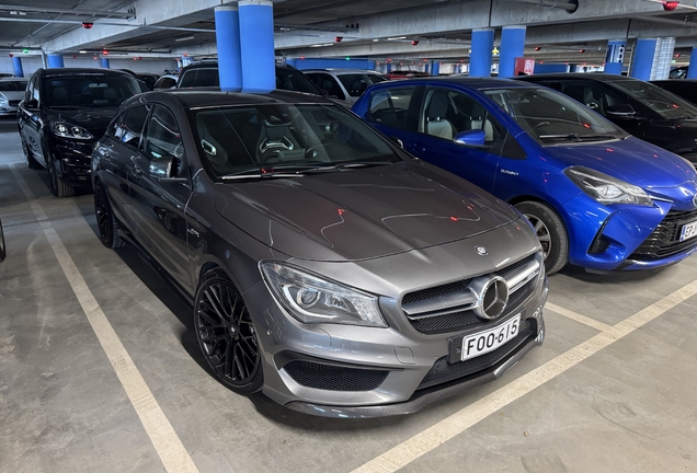 Mercedes-AMG CLA 45 Shooting Brake X117