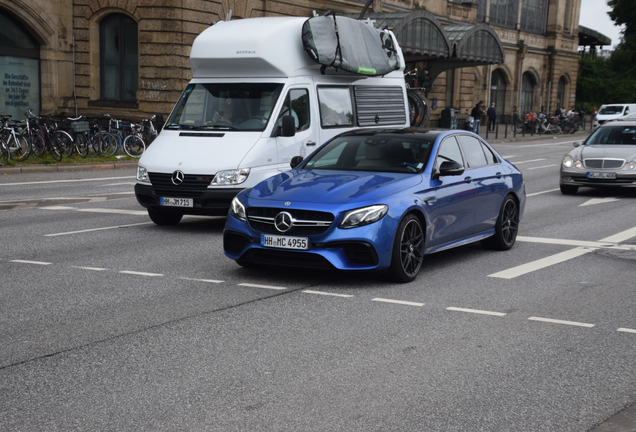 Mercedes-AMG E 63 S W213
