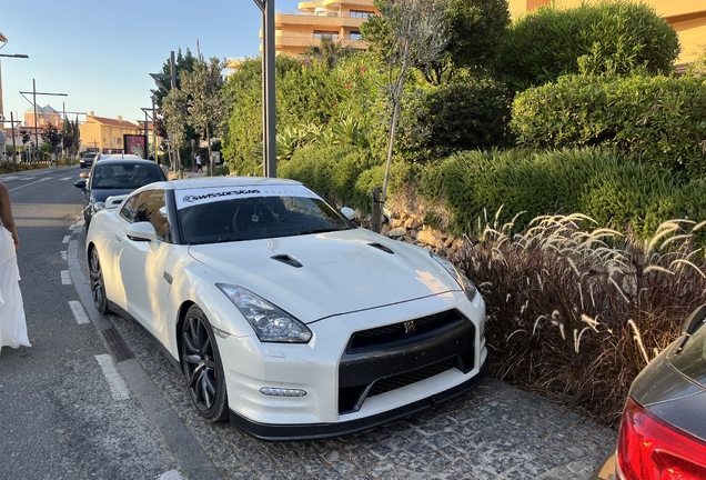 Nissan GT-R 2011