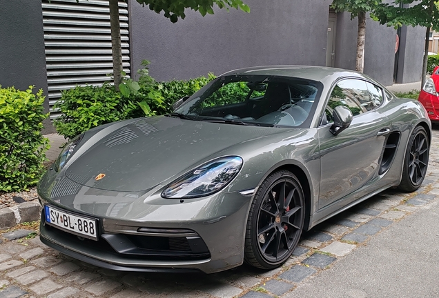 Porsche 718 Cayman GTS 4.0