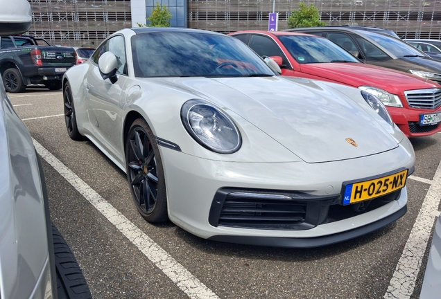 Porsche 992 Carrera S