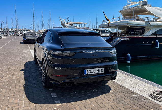 Porsche Cayenne Coupé Turbo S E-Hybrid