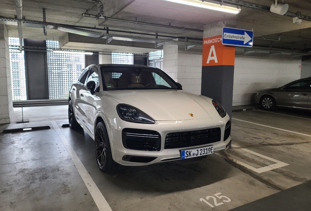 Porsche Cayenne Coupé Turbo S E-Hybrid