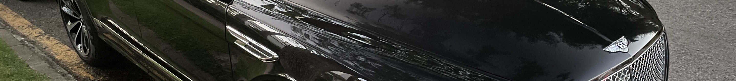 Bentley Bentayga Hybrid 2021