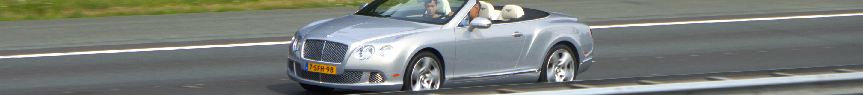 Bentley Continental GTC 2012