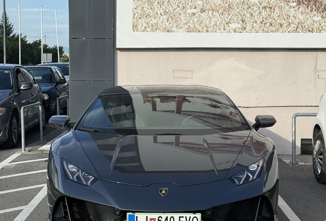 Lamborghini Huracán LP640-4 EVO