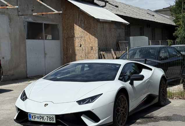 Lamborghini Huracán LP640-4 Performante