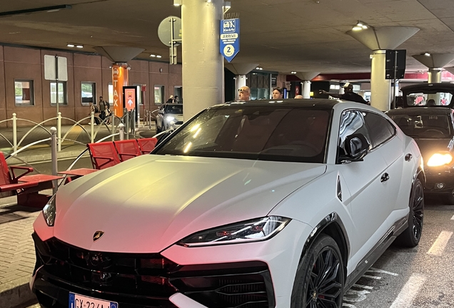 Lamborghini Urus SE