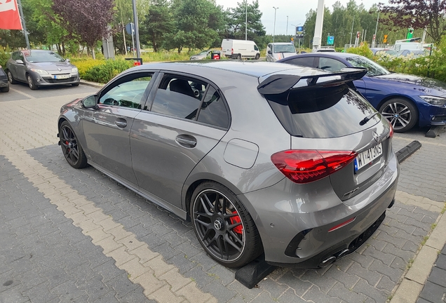 Mercedes-AMG A 45 S W177 2023