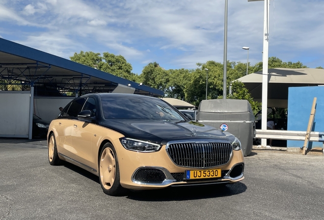 Mercedes-Maybach S 680 X223 Virgil Abloh Edition