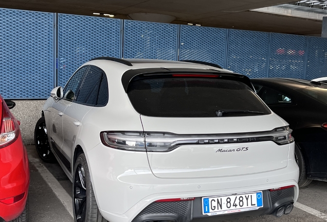 Porsche 95B Macan GTS MkIII