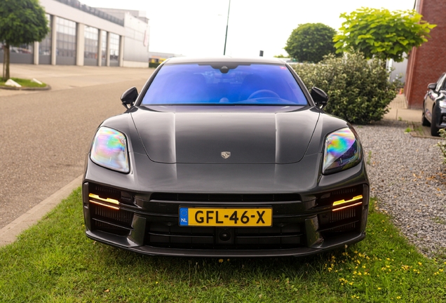 Porsche 972 Panamera Turbo E-Hybrid
