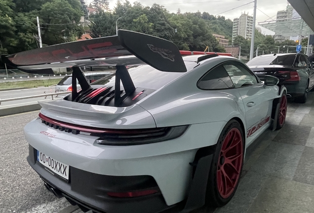 Porsche 992 GT3 RS Weissach Package