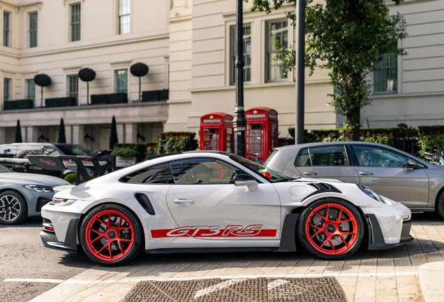 Porsche 992 GT3 RS MkI Weissach Package