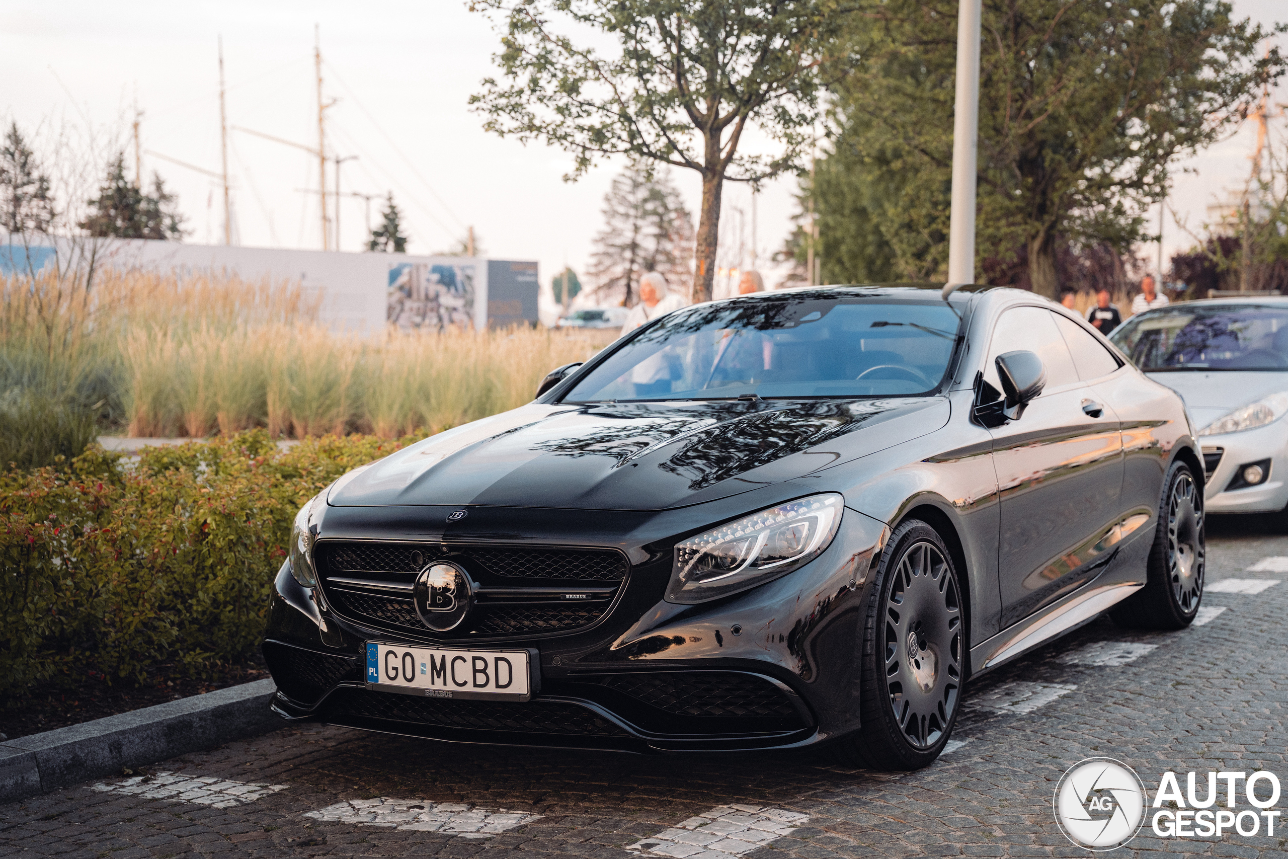 Mercedes-AMG Brabus S 63 Coupé C217