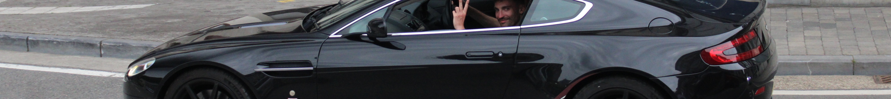 Aston Martin V8 Vantage